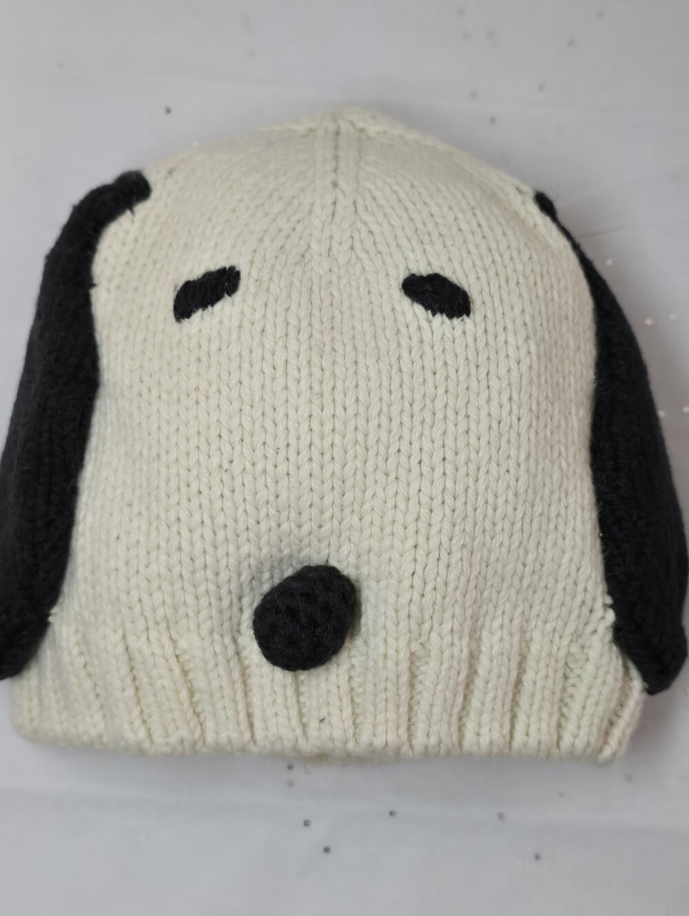 GAP Kids Peanuts Snoopy Knit Beanie Hat - Cream and Black. - Picture 8 of 10